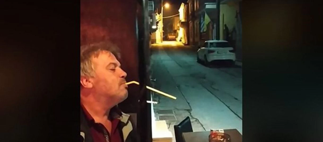 Το ελληνικό «δαιμόνιο» έκανε και πάλι δουλίτσα: Δείτε την πατέντα για να... καπνίζετε ανενόχλητοι (βίντεο)